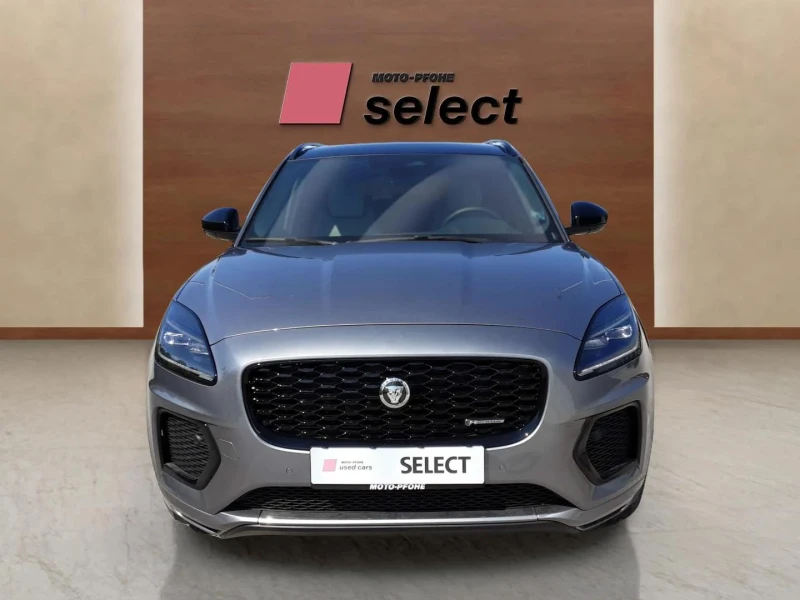 Jaguar E-pace 2.0, снимка 2 - Автомобили и джипове - 51144427