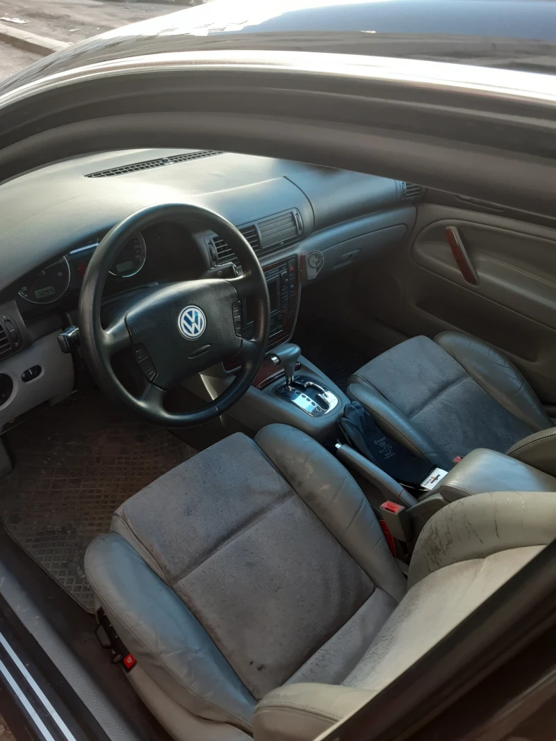 VW Passat, снимка 4 - Автомобили и джипове - 51622070