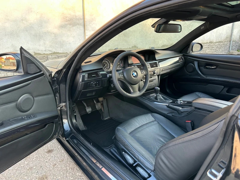 BMW 320, снимка 11 - Автомобили и джипове - 51885081