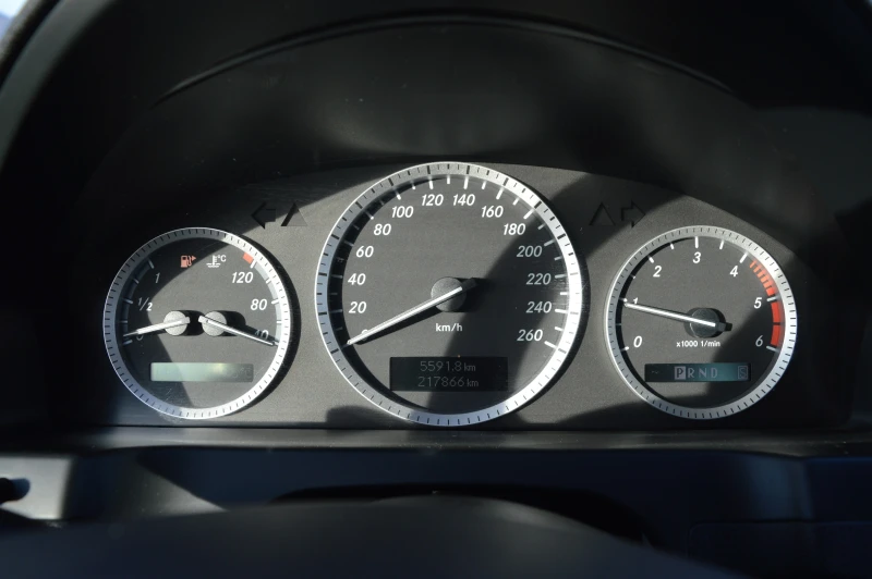 Mercedes-Benz C 220 2.2CDI-AVTOMAT-646, снимка 12 - Автомобили и джипове - 52247804