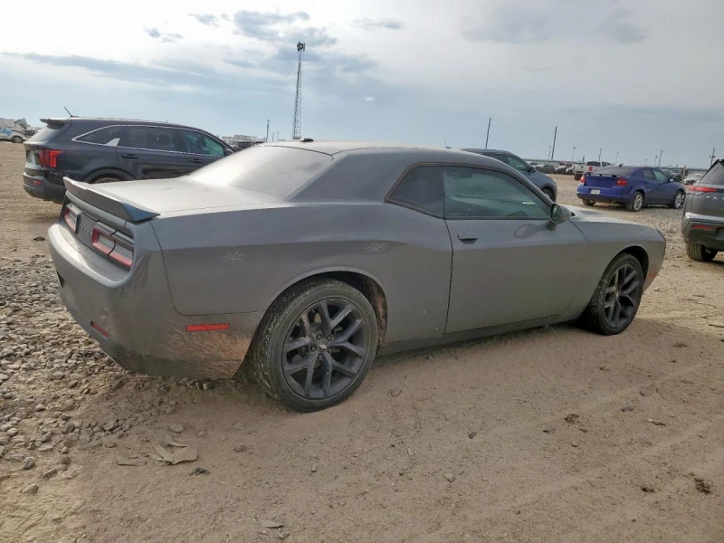 Dodge Challenger SXT, снимка 4 - Автомобили и джипове - 52531031