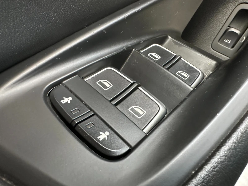 Audi A6 3.0d 245 кс/Full Led, снимка 16 - Автомобили и джипове - 52875017