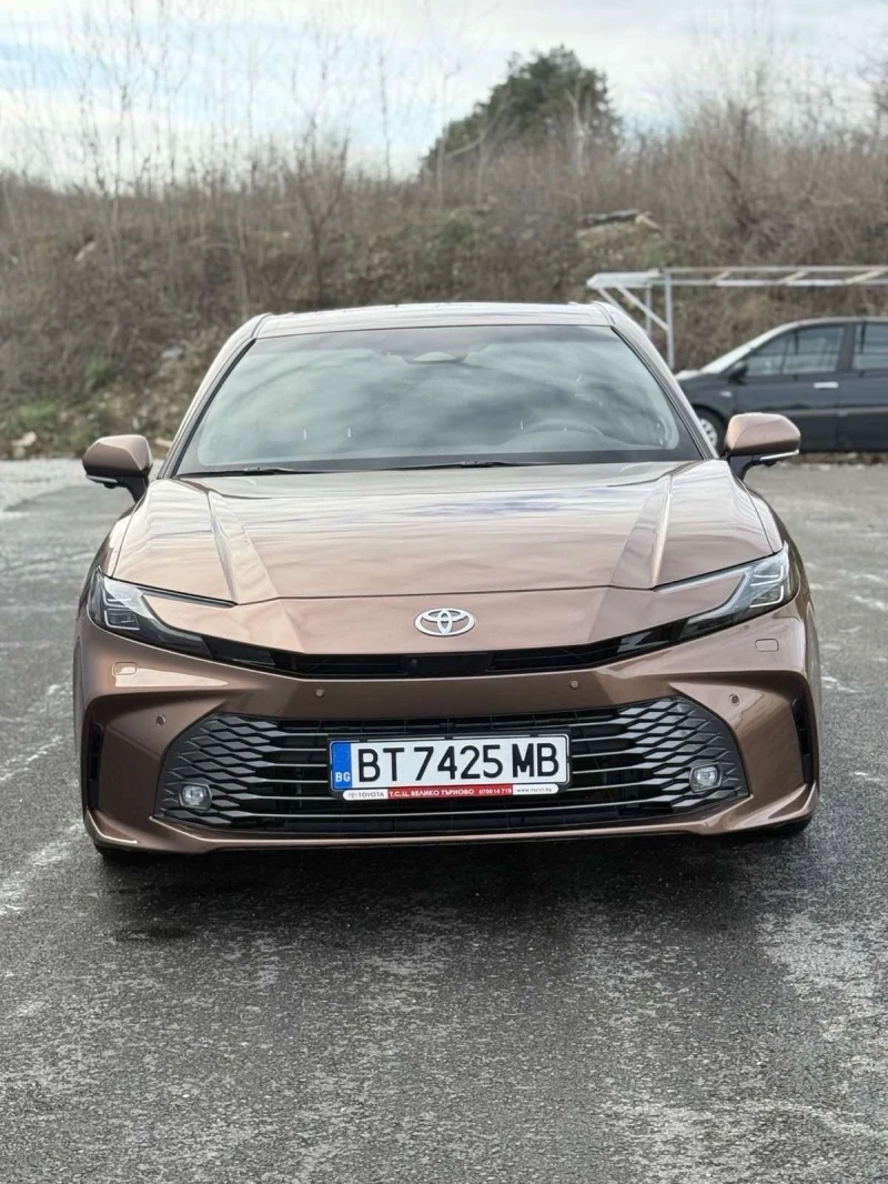 Toyota Camry 2.5H Luxury