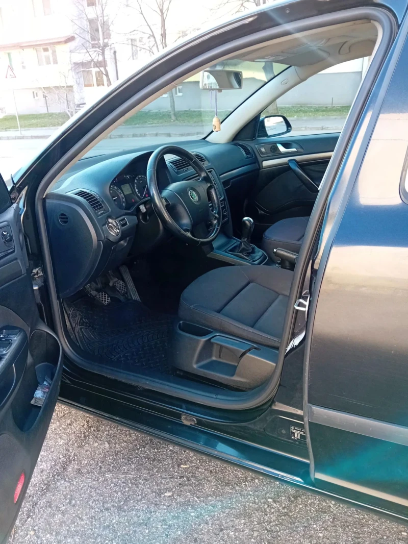 Skoda Octavia 1.9TDI 105к.с, снимка 10 - Автомобили и джипове - 53181916