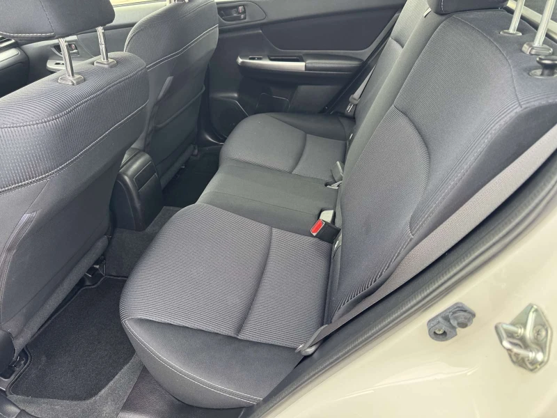 Subaru XV 1, 6 I, снимка 9 - Автомобили и джипове - 53276006