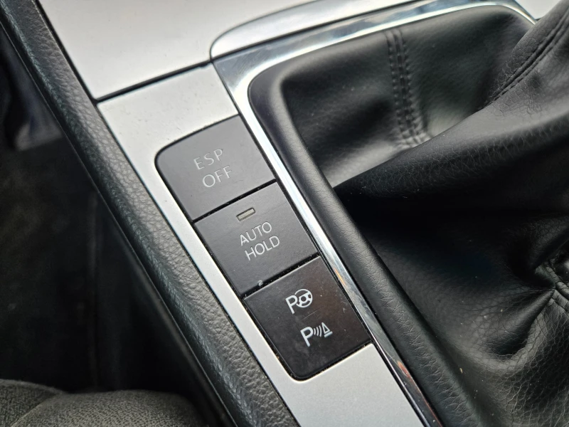 VW Passat 2.0 TDI Германия Comm Rail Нави Клима Ксенон Р.КМ, снимка 15 - Автомобили и джипове - 53296966