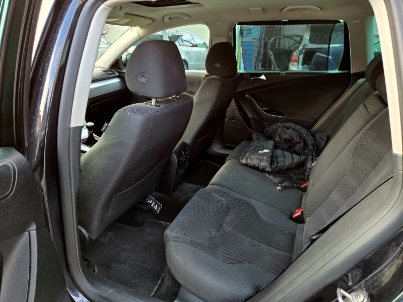 VW Passat 2.0 TDI Германия Comm Rail Нави Клима Ксенон Р.КМ, снимка 10 - Автомобили и джипове - 53296966