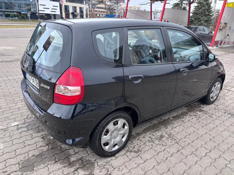 Honda Jazz 1.4 facelift, снимка 5 - Автомобили и джипове - 53447976