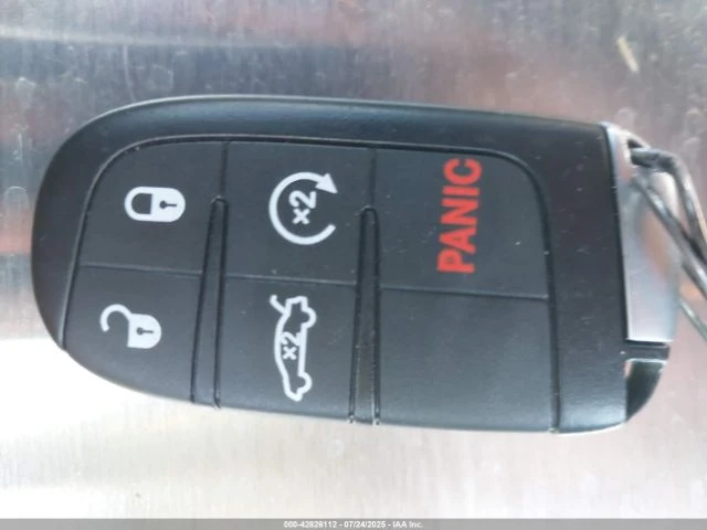 Dodge Charger SXT RWD - изображение 10