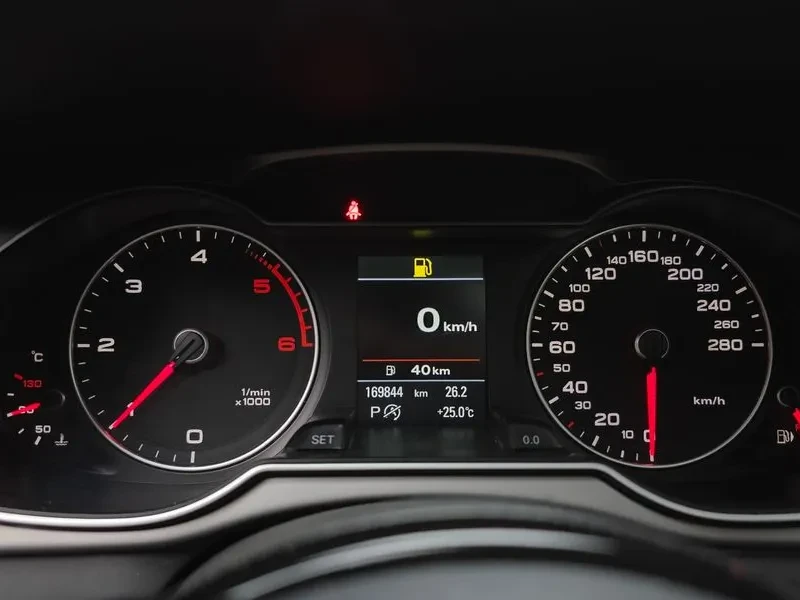 Audi A4 2.0 TDI - САМО 30% АВАНС, снимка 8 - Автомобили и джипове - 56114891