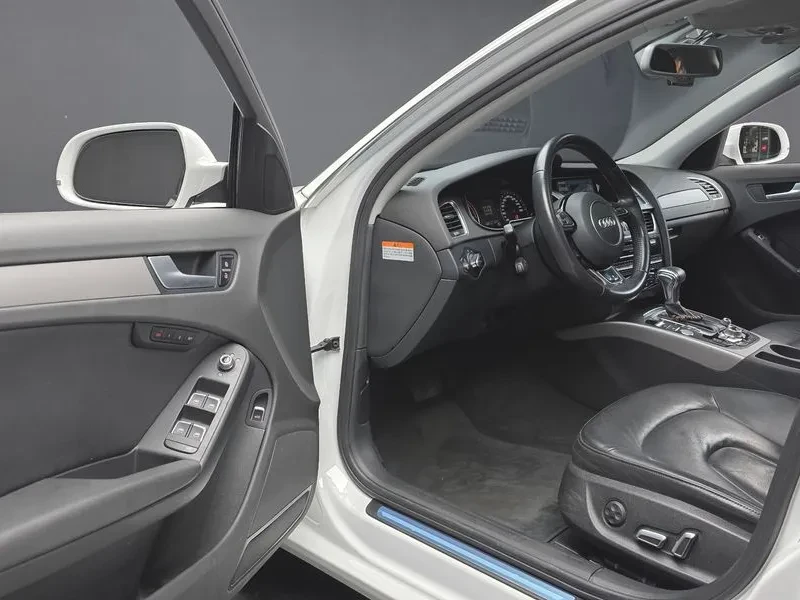 Audi A4 2.0 TDI - САМО 30% АВАНС, снимка 10 - Автомобили и джипове - 56114891