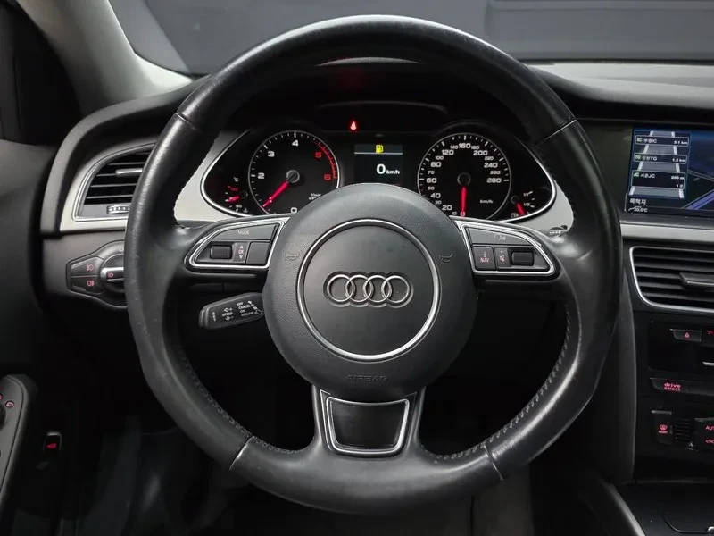 Audi A4 2.0 TDI - САМО 30% АВАНС, снимка 13 - Автомобили и джипове - 56114891