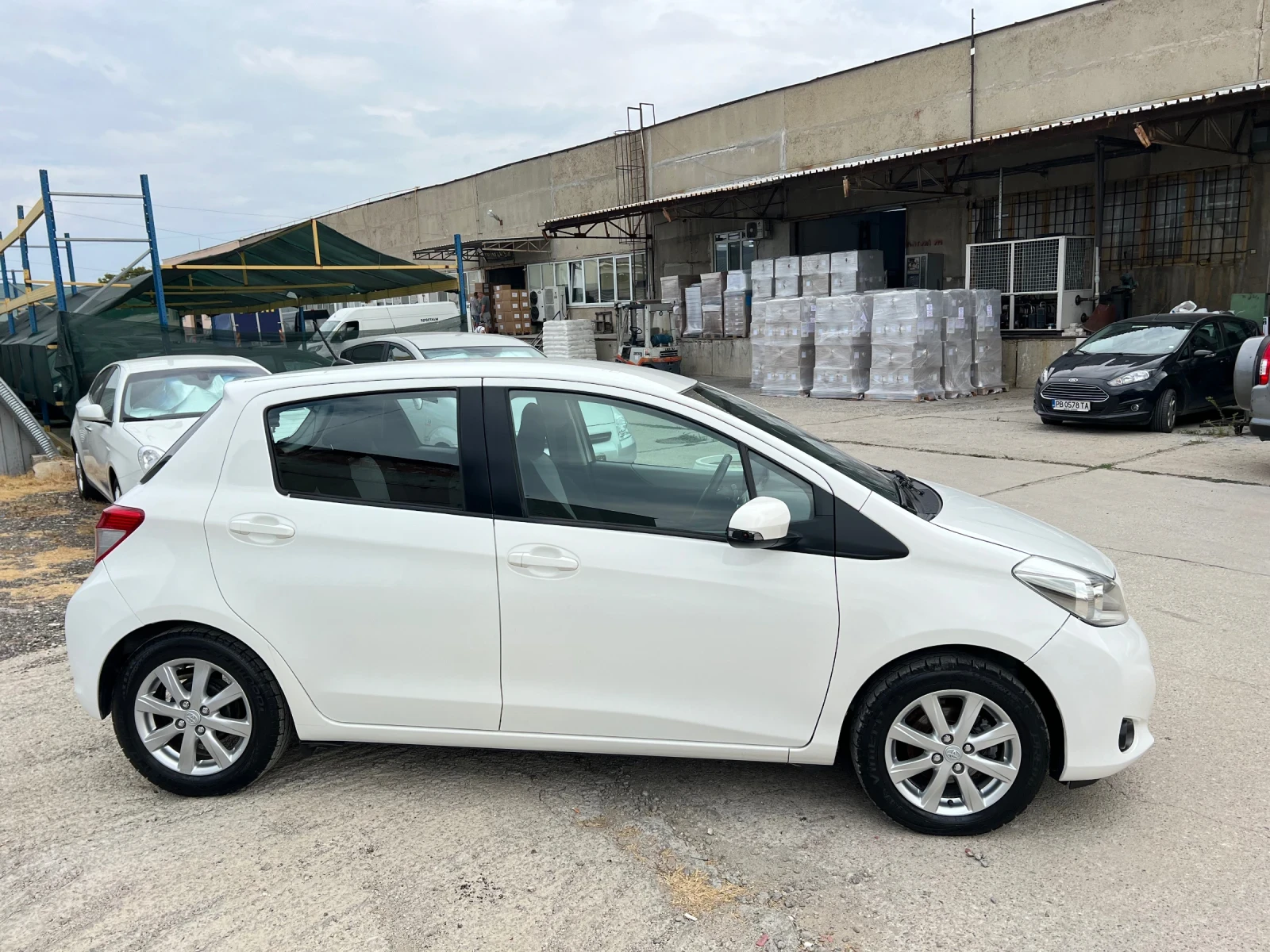 Toyota Yaris 1.4/ D4D 177500km - изображение 4