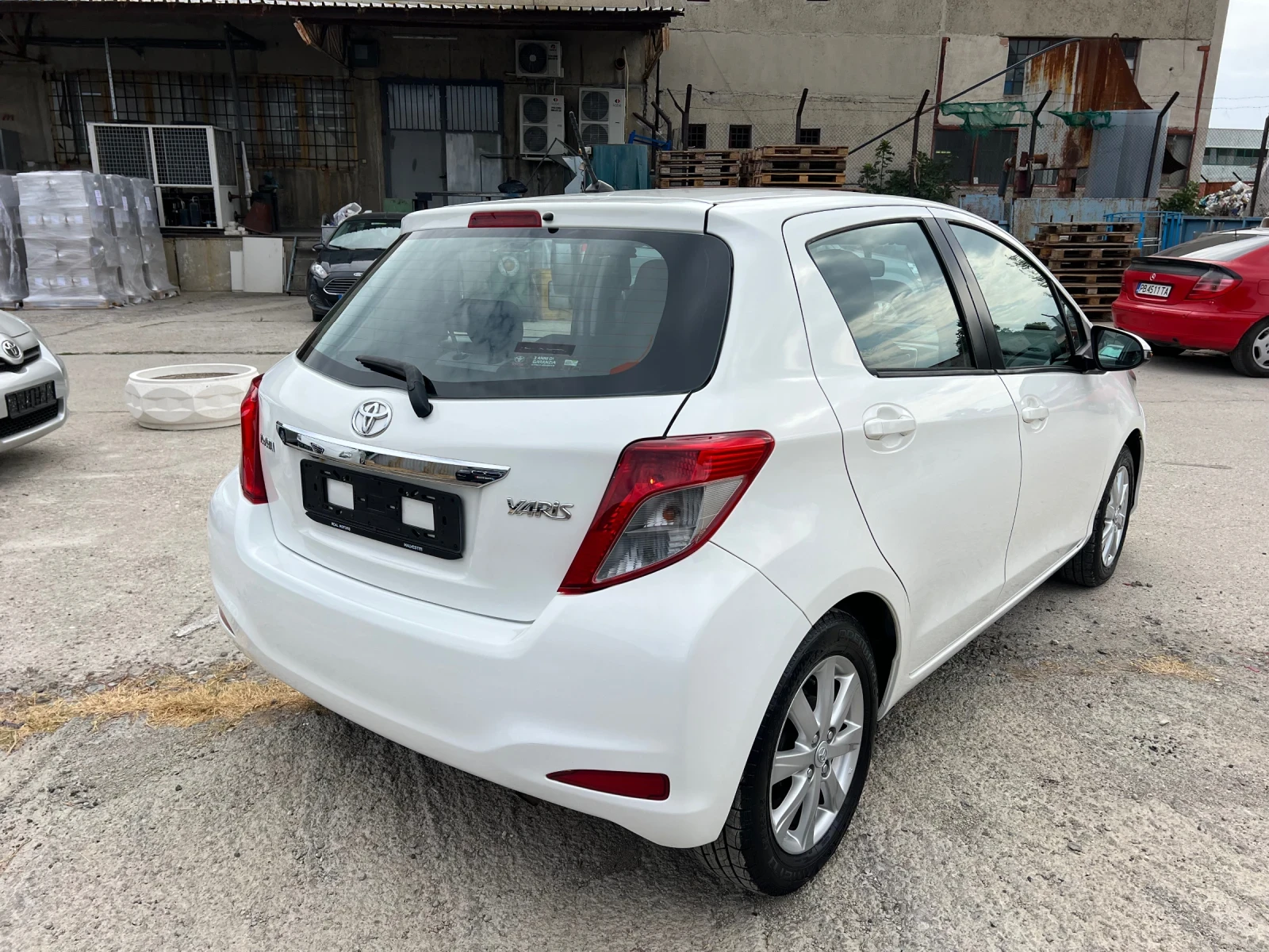 Toyota Yaris 1.4/ D4D 177500km - изображение 6