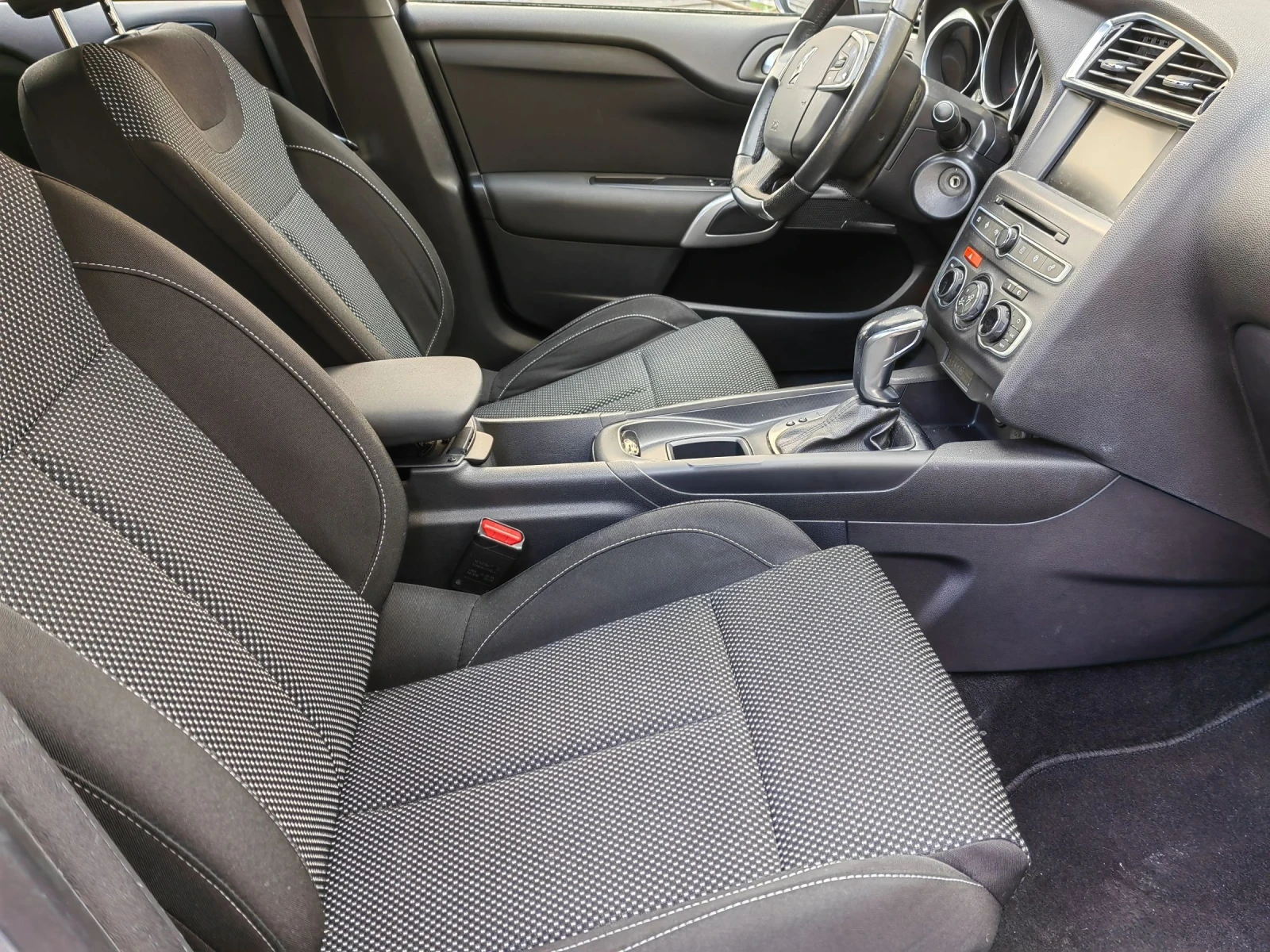 DS DS 4 1.6Blue-Hdi / Facelift / Aisin - изображение 9