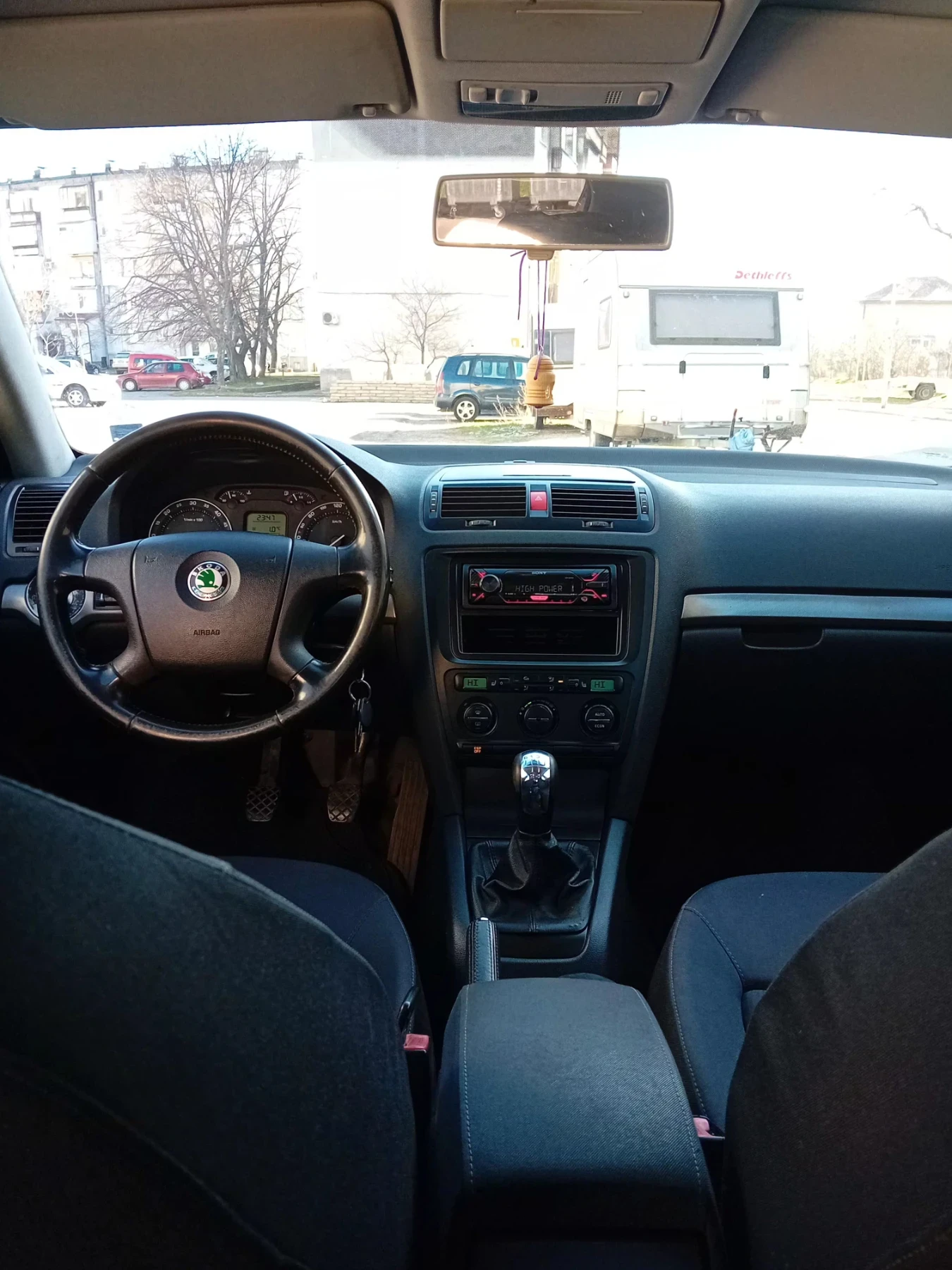 Skoda Octavia 1.9TDI 105к.с - изображение 7