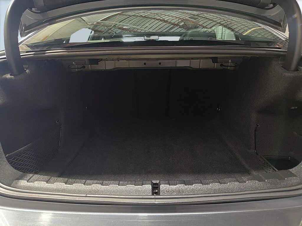 BMW 330 * xDrive * * HeadUp* AвтоКредит* (ЦЕНА ДО БГ), снимка 7 - Автомобили и джипове - 54167143