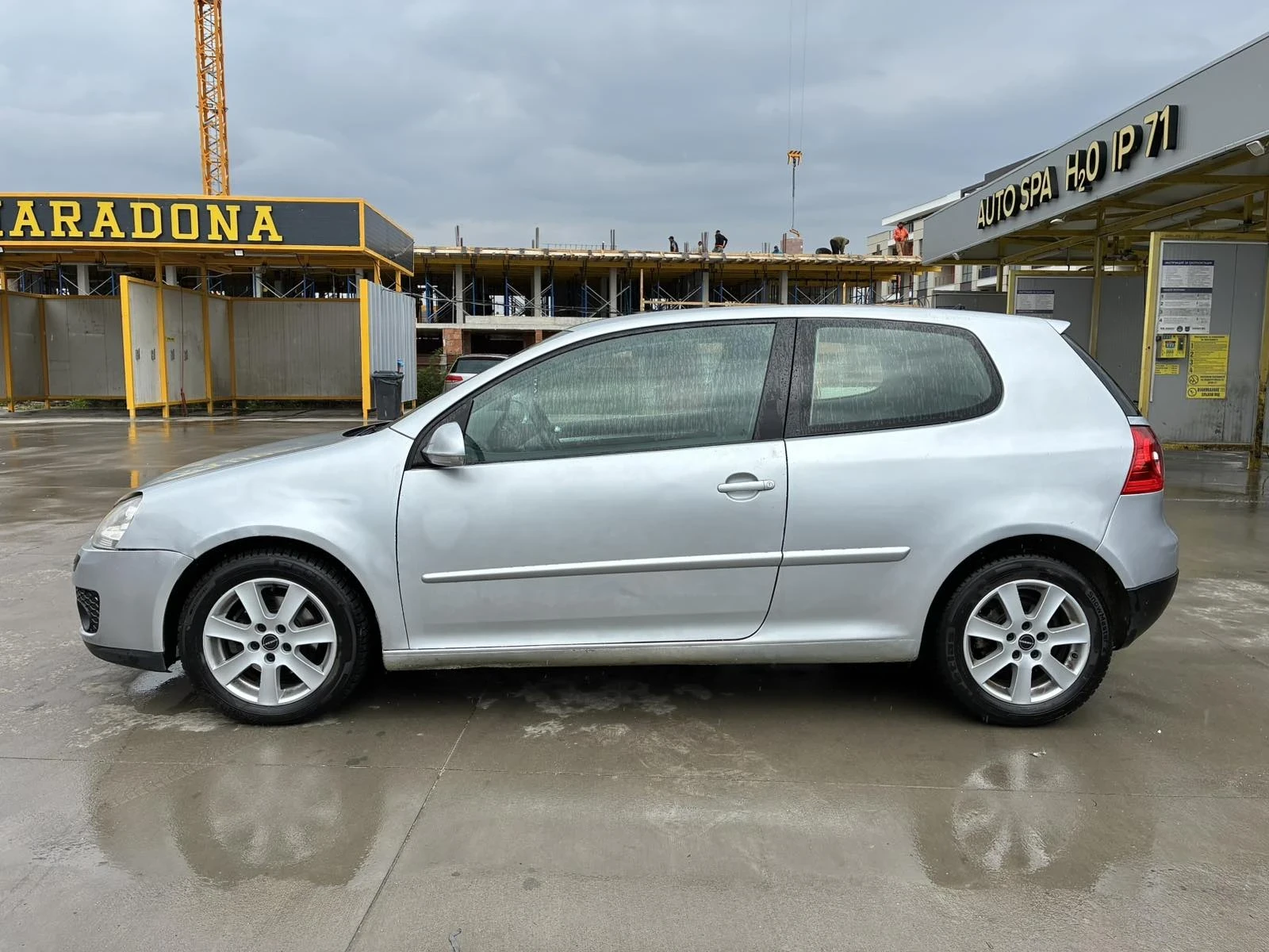 VW Golf 1.9 ТDI, снимка 7 - Автомобили и джипове - 54265642