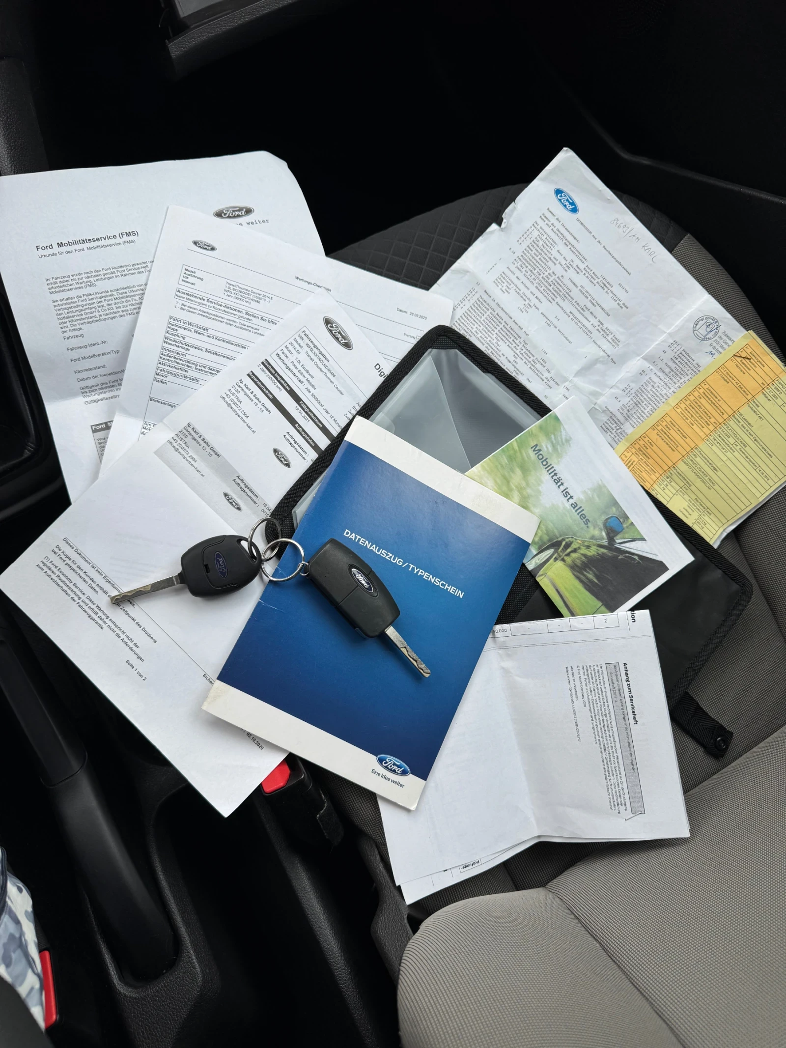 Ford Tourneo Connect 1.0Т 102кс 126 000км Пътническо, снимка 17 - Автомобили и джипове - 54322197