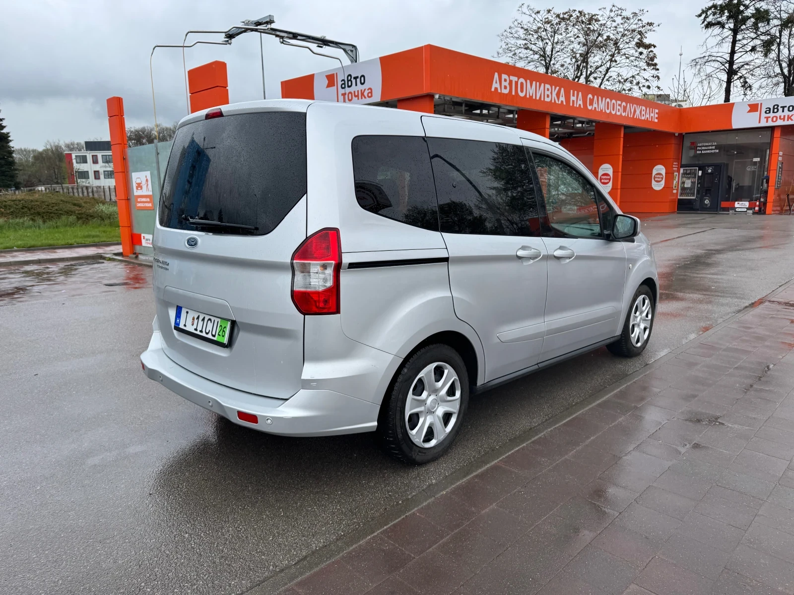 Ford Tourneo Connect 1.0Т 102кс 126 000км Пътническо, снимка 4 - Автомобили и джипове - 54322197