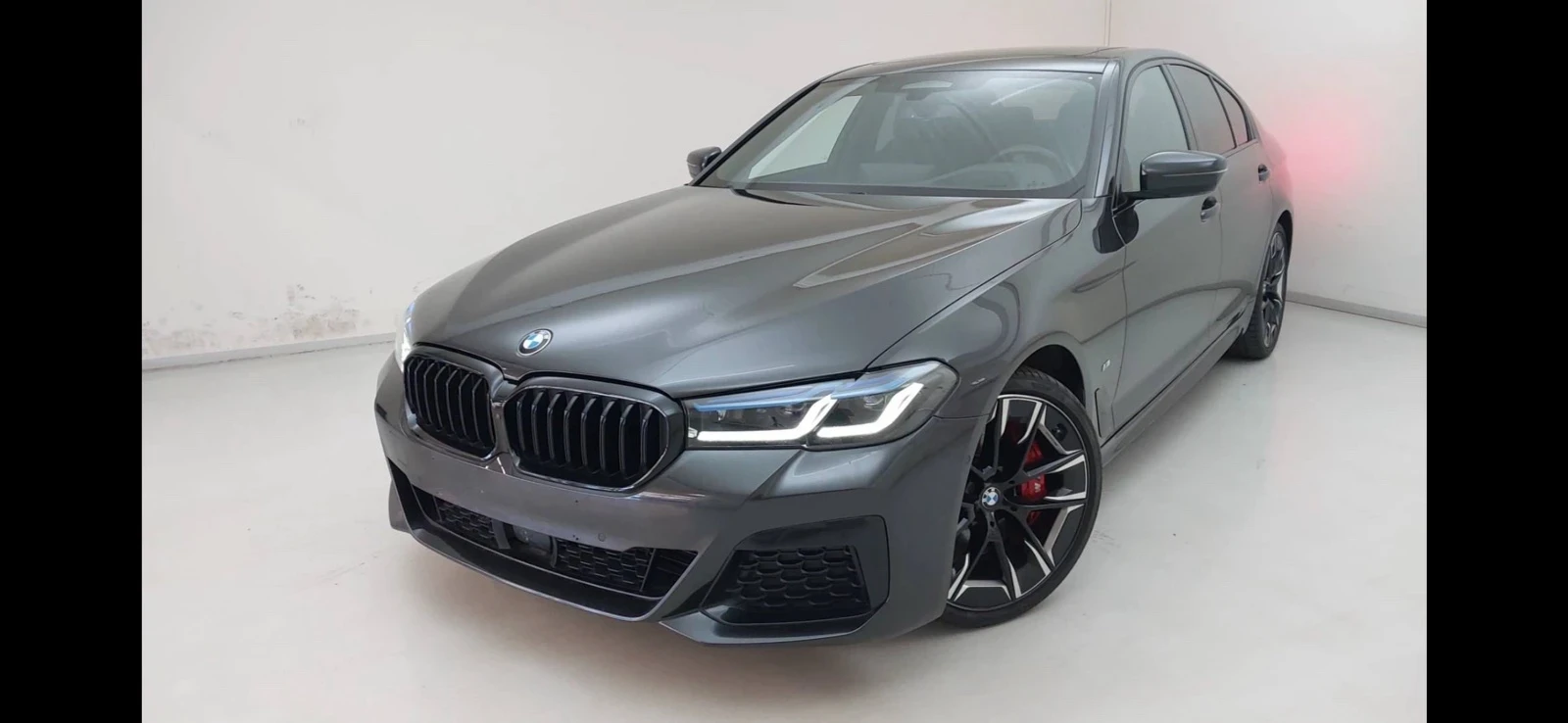 BMW 540 XD, снимка 17 - Автомобили и джипове - 54658161