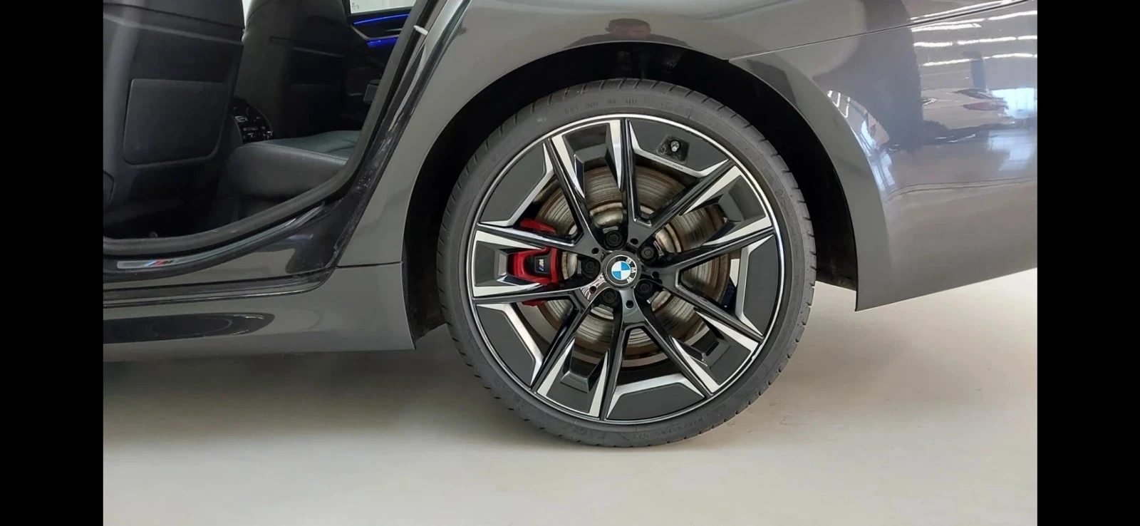 BMW 540 XD, снимка 12 - Автомобили и джипове - 54658161