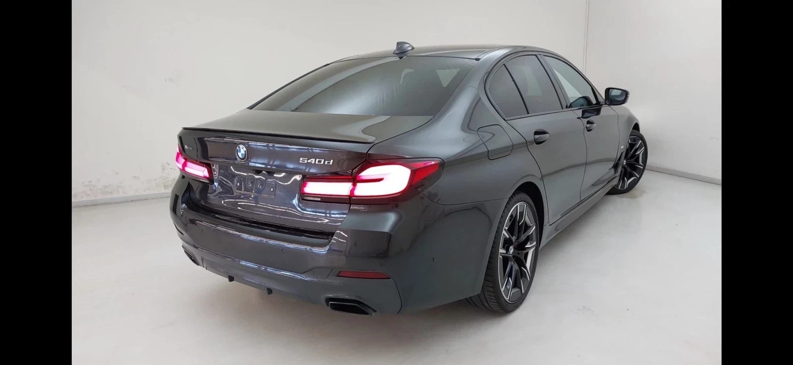 BMW 540 XD, снимка 15 - Автомобили и джипове - 54658161