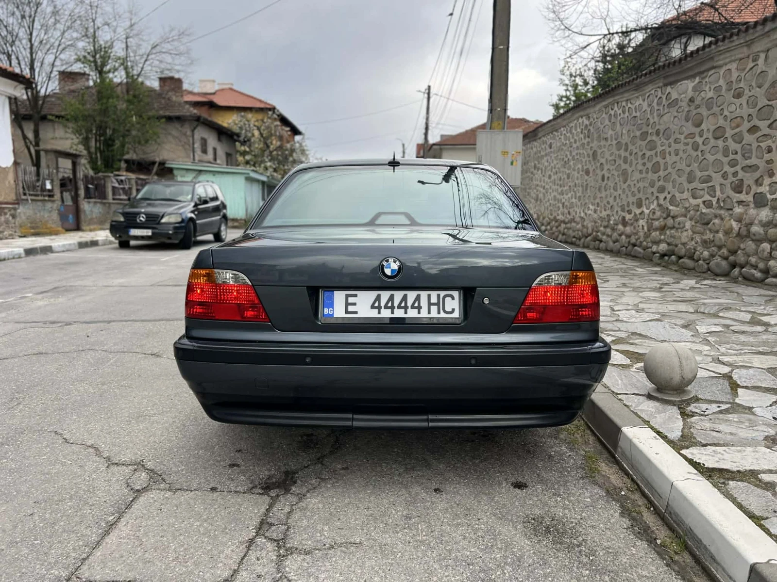 BMW 735 iL, снимка 4 - Автомобили и джипове - 54813155