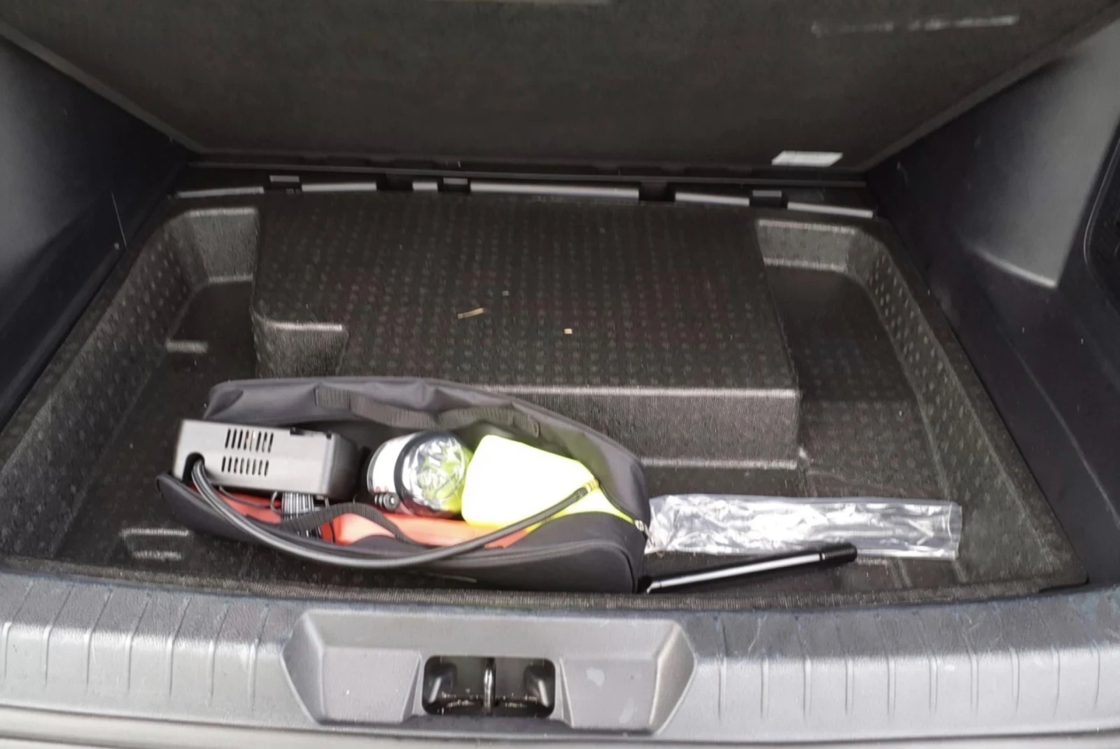 BYD Seal U DM-i 1.5 Boost/AWD/������/12672�� | Mobile.bg � ����������� 9