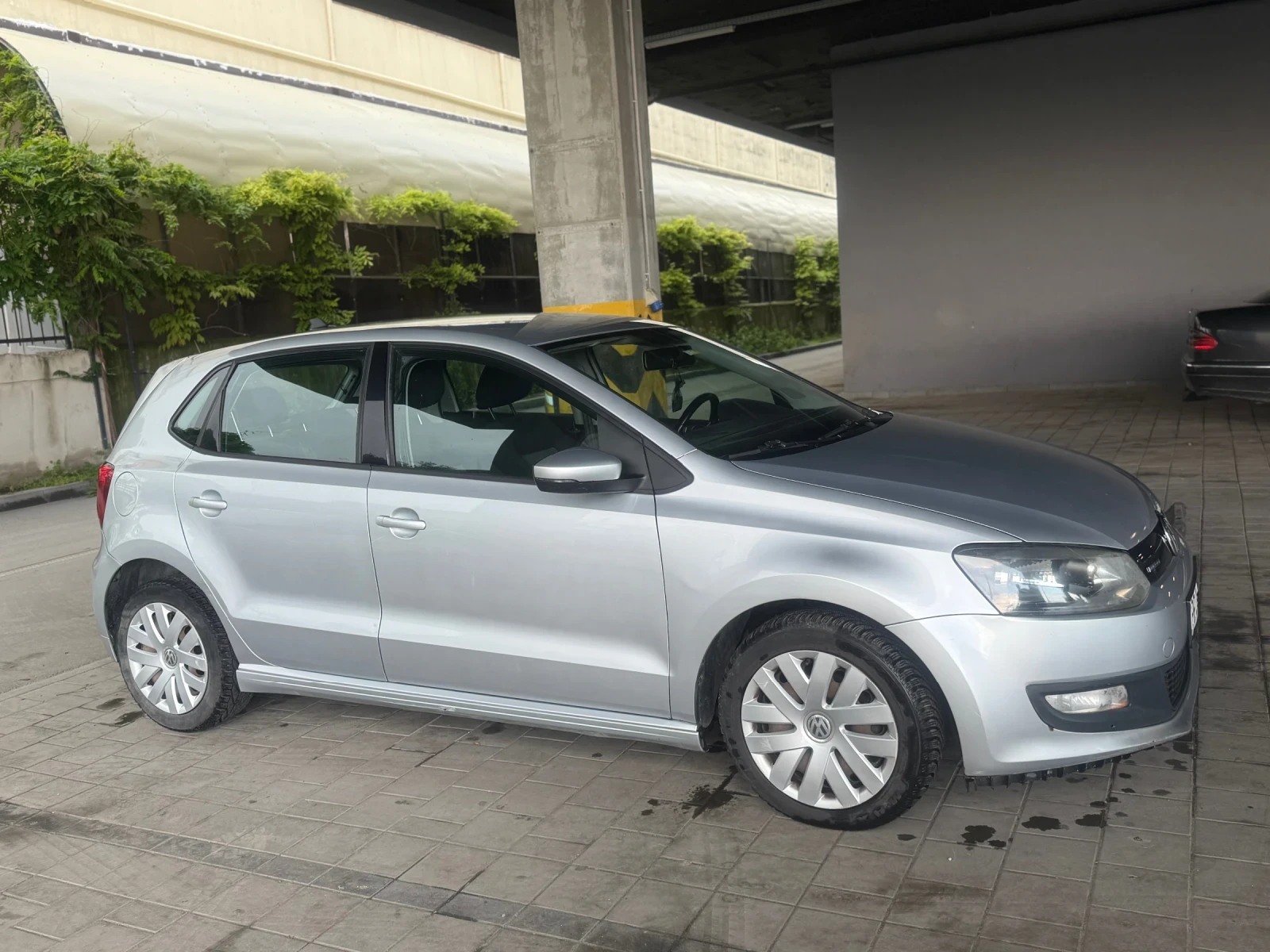 VW Polo, снимка 2 - Автомобили и джипове - 54900227