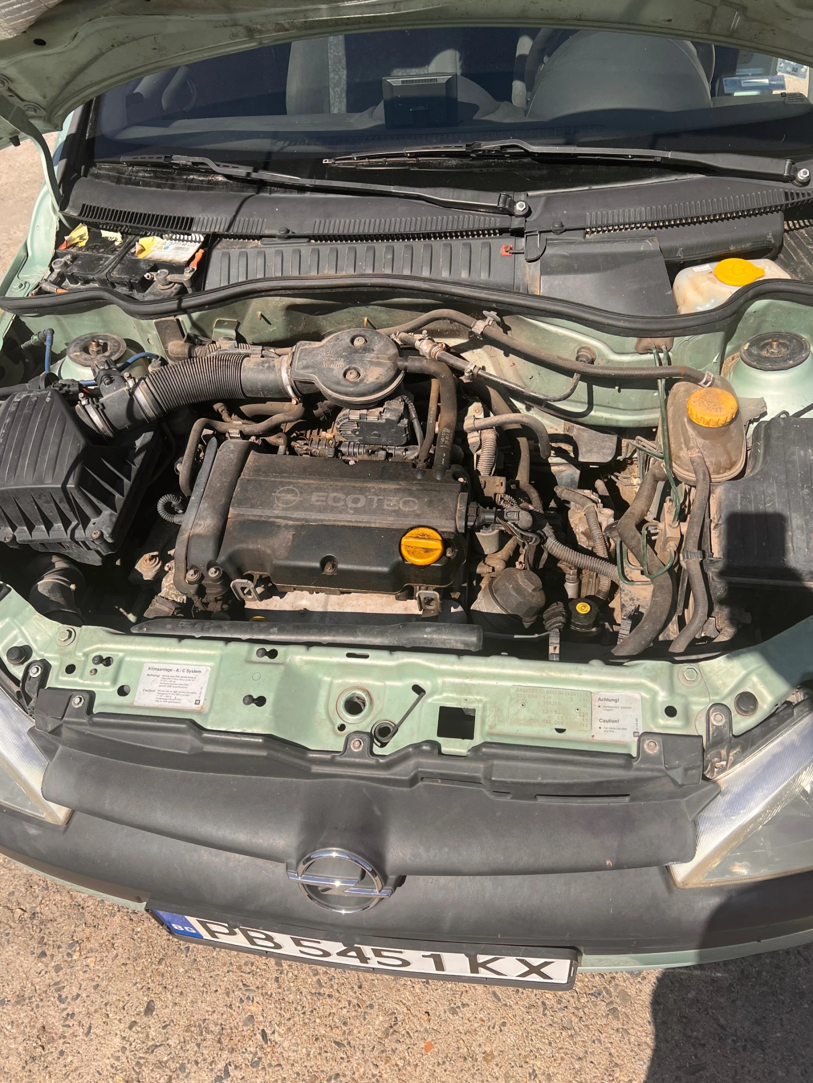 Opel Corsa 1.2, снимка 14 - Автомобили и джипове - 55185642