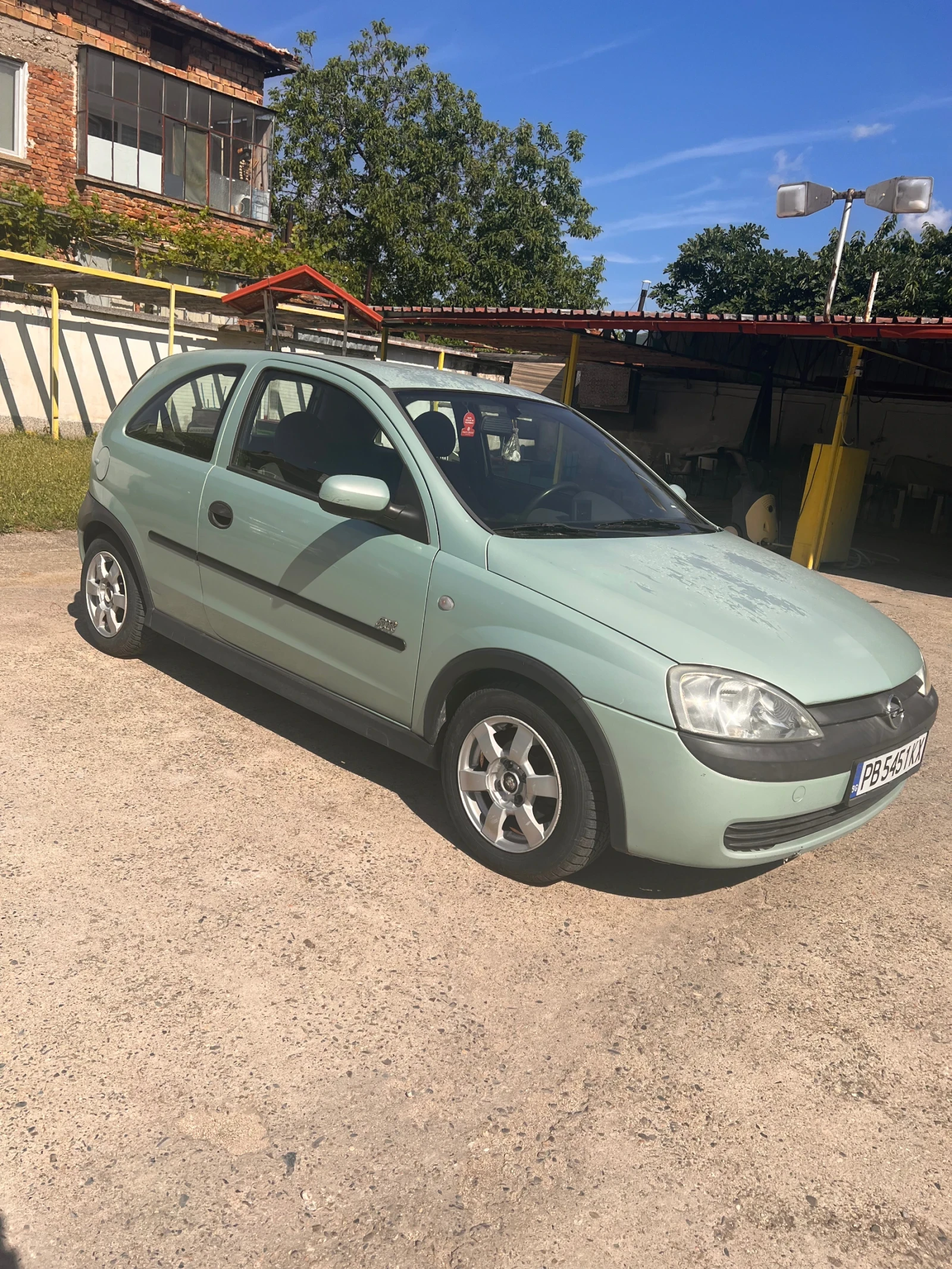 Opel Corsa 1.2, снимка 2 - Автомобили и джипове - 55185642