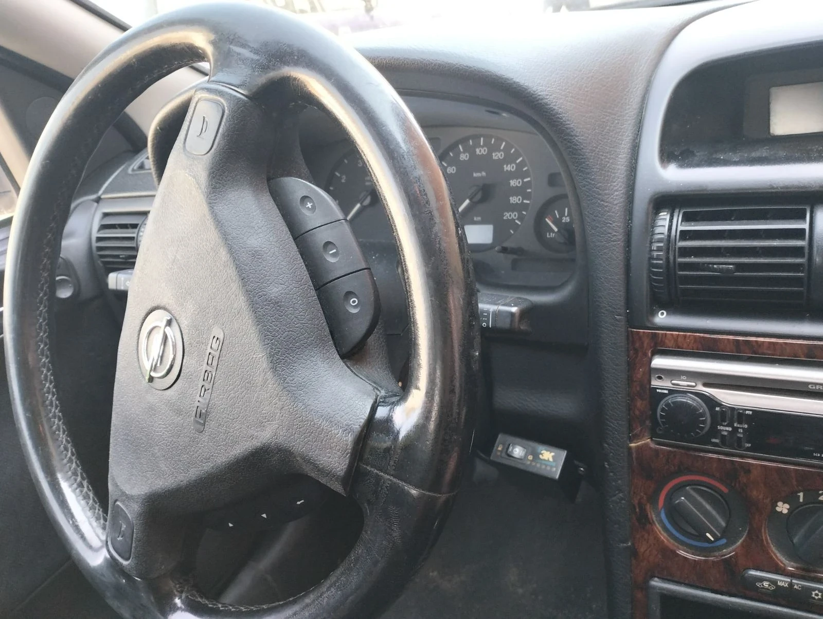 Opel Astra, снимка 3 - Автомобили и джипове - 55363843