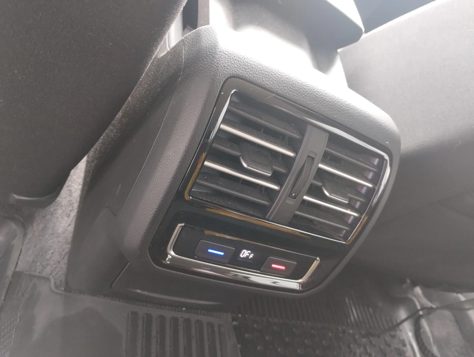 VW Passat, снимка 12 - Автомобили и джипове - 55541275