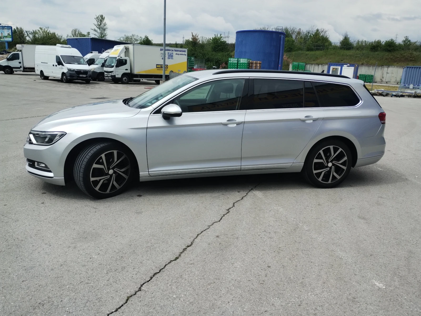 VW Passat, снимка 2 - Автомобили и джипове - 55541275