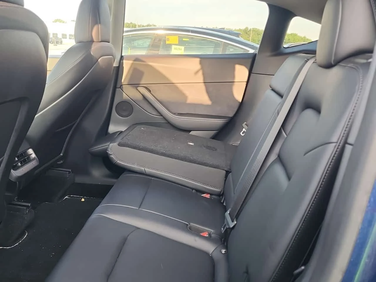 Tesla Model Y LONG RANGE| AUTOPILOT| HEATPUMP| PANO| CARFAX| , снимка 11 - Автомобили и джипове - 55583290