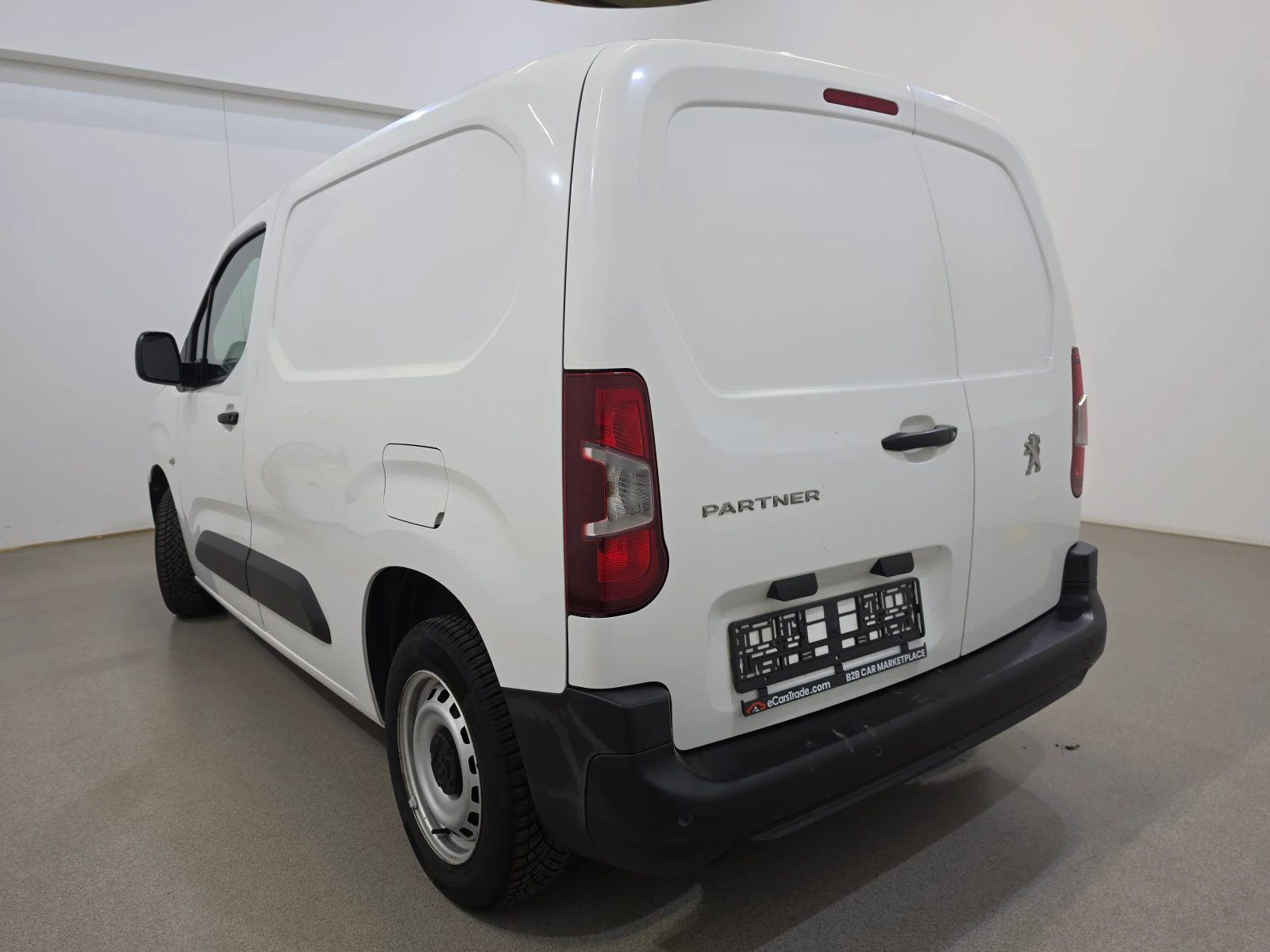 Peugeot Partner 1.5 BlueHDI Клима, снимка 4 - Автомобили и джипове - 55645715