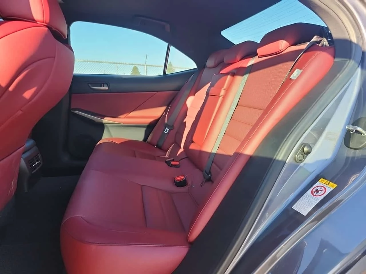 Lexus IS 300 * Awd * F-Sport пакет * 3.5 V6 * CARFAX * , снимка 9 - Автомобили и джипове - 56188652