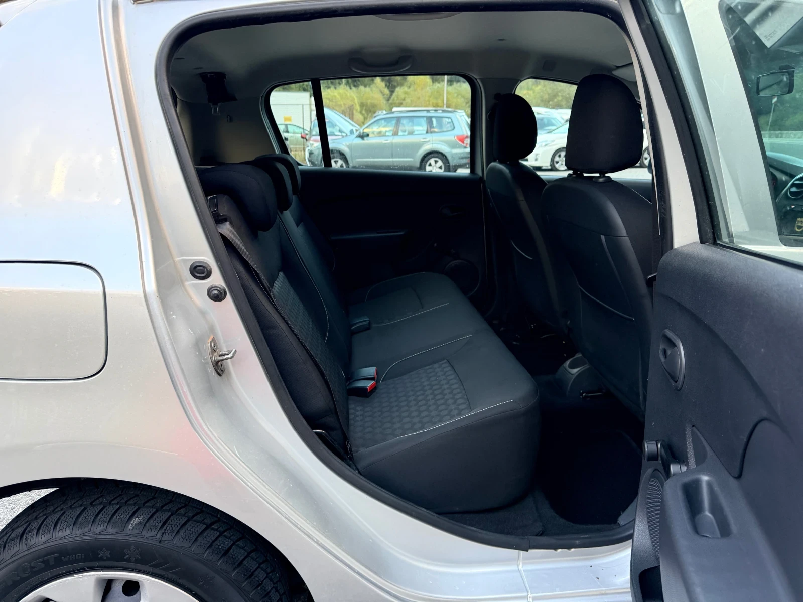 Dacia Sandero 1.5dCi* Extra* ������* 2 �����*  | Mobile.bg � ����������� 9