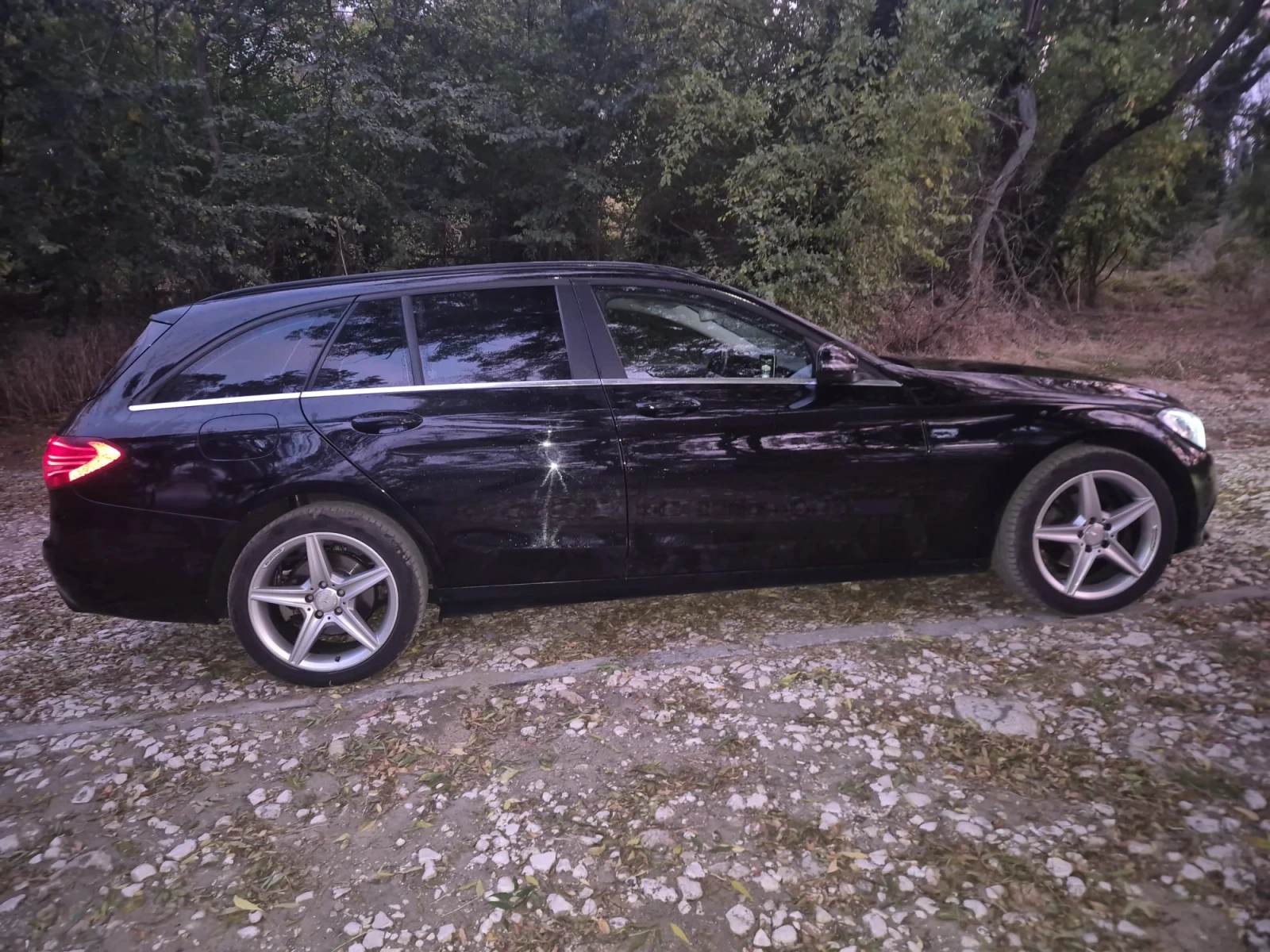 Mercedes-Benz C 200, снимка 2 - Автомобили и джипове - 56584068