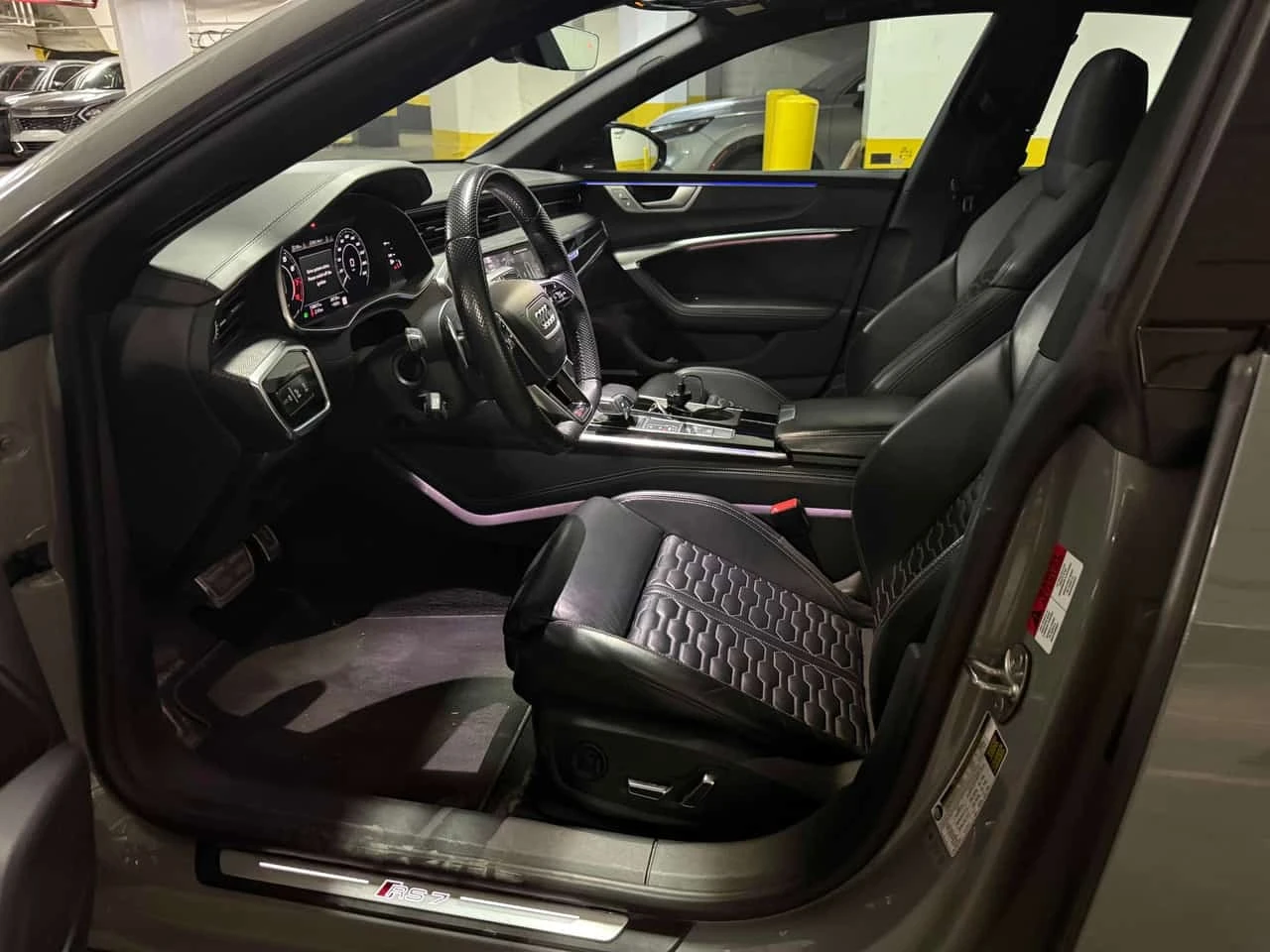 Audi Rs7 * 4.0 TFSI quattro * CARFAX * VOSSEN * B&O  | Mobile.bg � ����������� 9