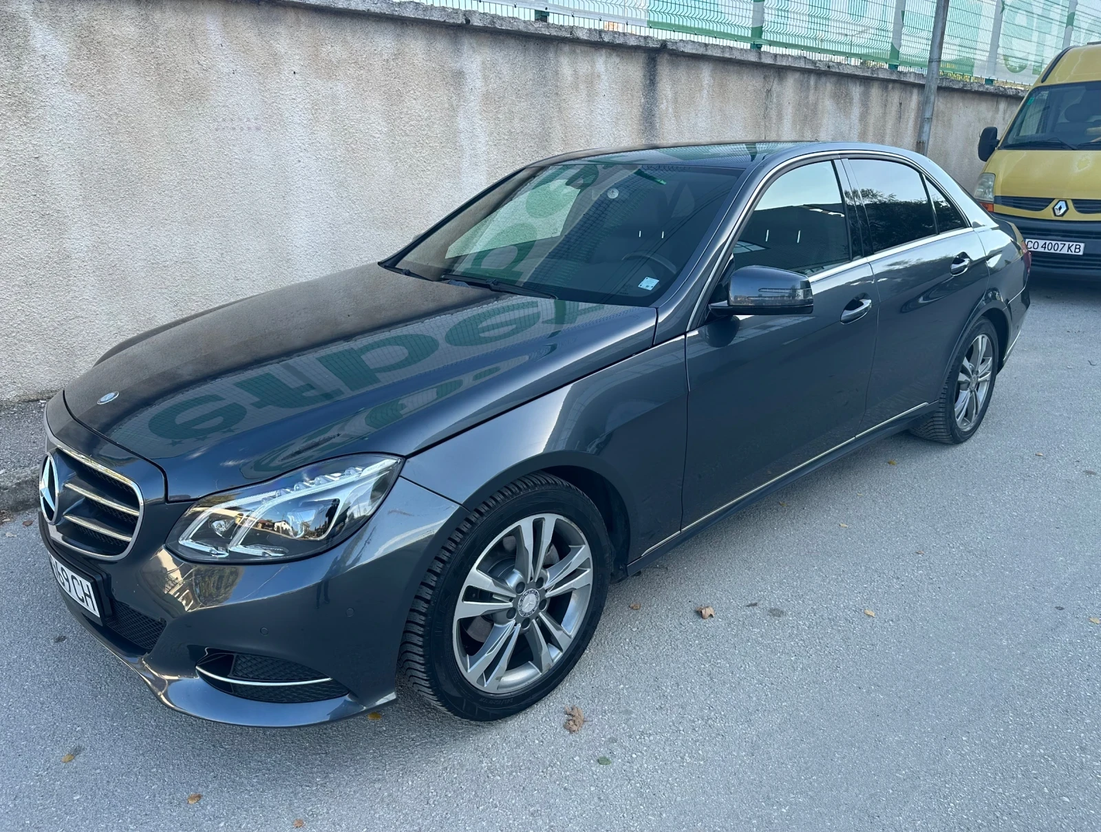 Mercedes-Benz E 220 2.2 CDI - Facelift, снимка 2 - Автомобили и джипове - 56611232