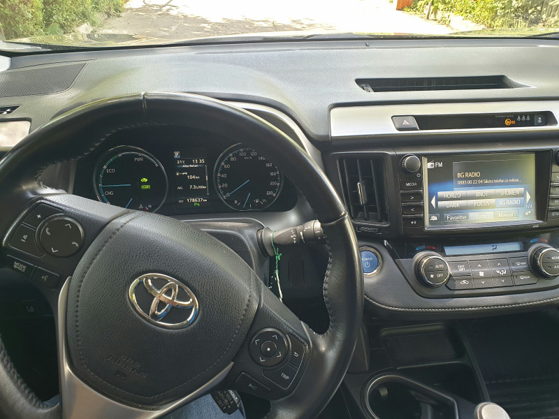 Toyota Rav4, снимка 13 - Автомобили и джипове - 45915228