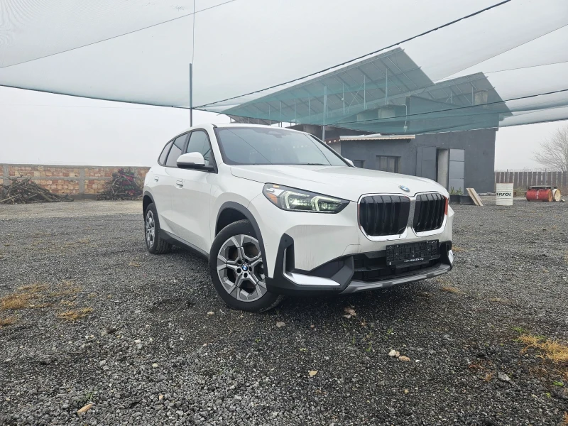 BMW X1 28IXDRIVE/7280km/ГАРАНЦИЯ/ПАНОРАМА/ЛИЗИНГ, снимка 1 - Автомобили и джипове - 47834490