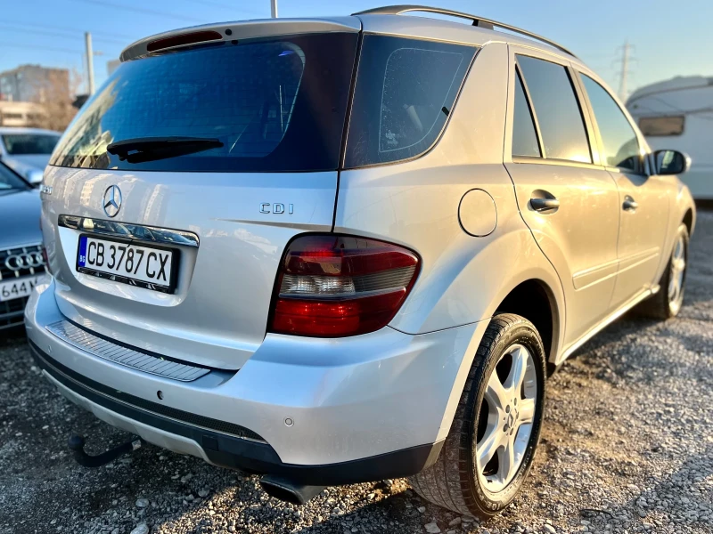 Mercedes-Benz ML 320 Keyless* Sport* КОЖА* Aqua blue* Алкантар* 4Matic*, снимка 8 - Автомобили и джипове - 48414740