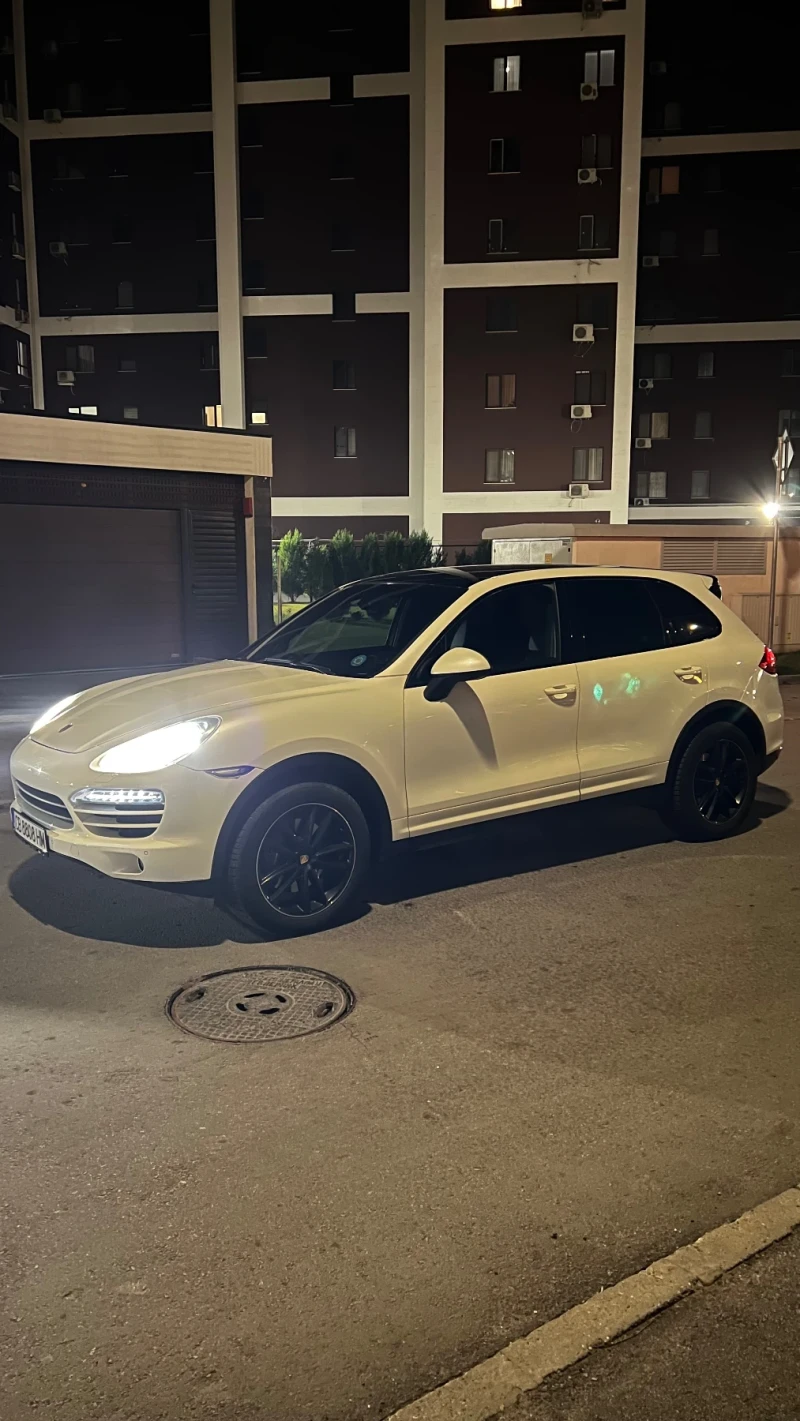 Porsche Cayenne 3.0d, снимка 6 - Автомобили и джипове - 48646312