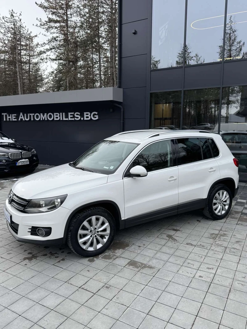 VW Tiguan, снимка 3 - Автомобили и джипове - 48677543