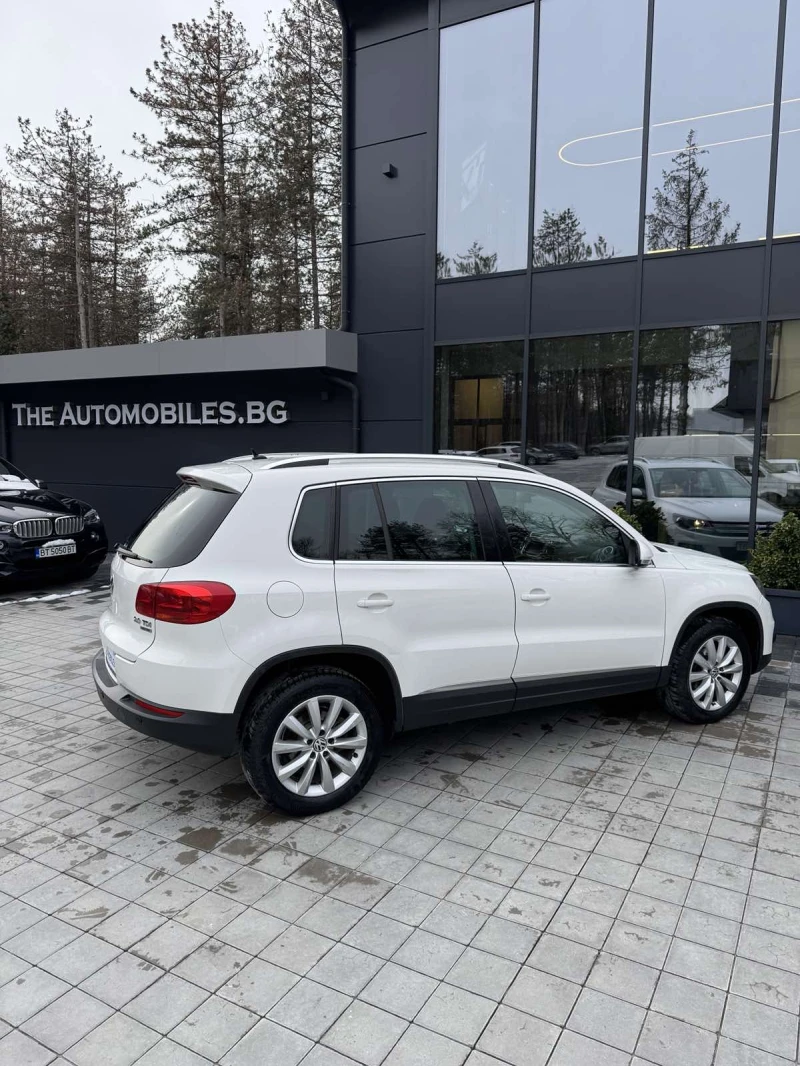 VW Tiguan, снимка 7 - Автомобили и джипове - 48677543