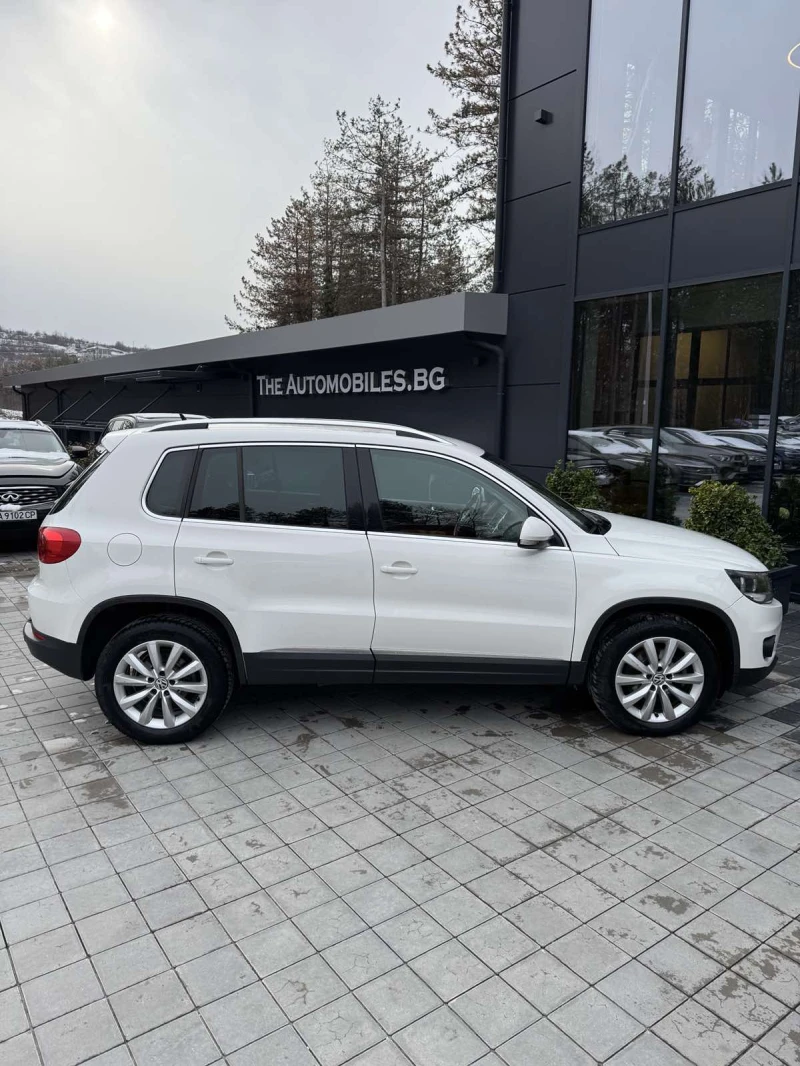 VW Tiguan, снимка 8 - Автомобили и джипове - 48677543