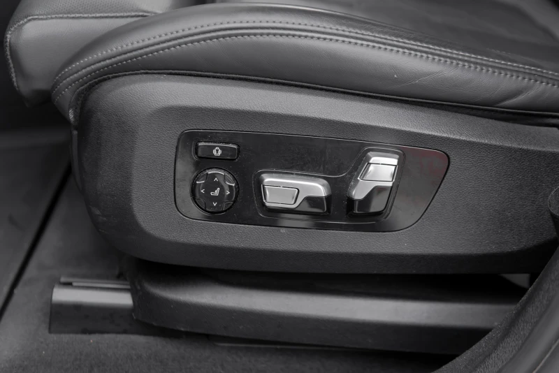 BMW X6 BMW X6 xDrive40d, снимка 14 - Автомобили и джипове - 52356926